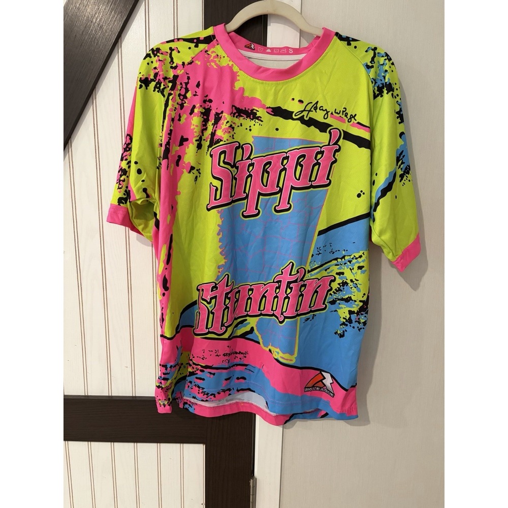 90s-inspired neon color scheme Big League Size Small Sippi